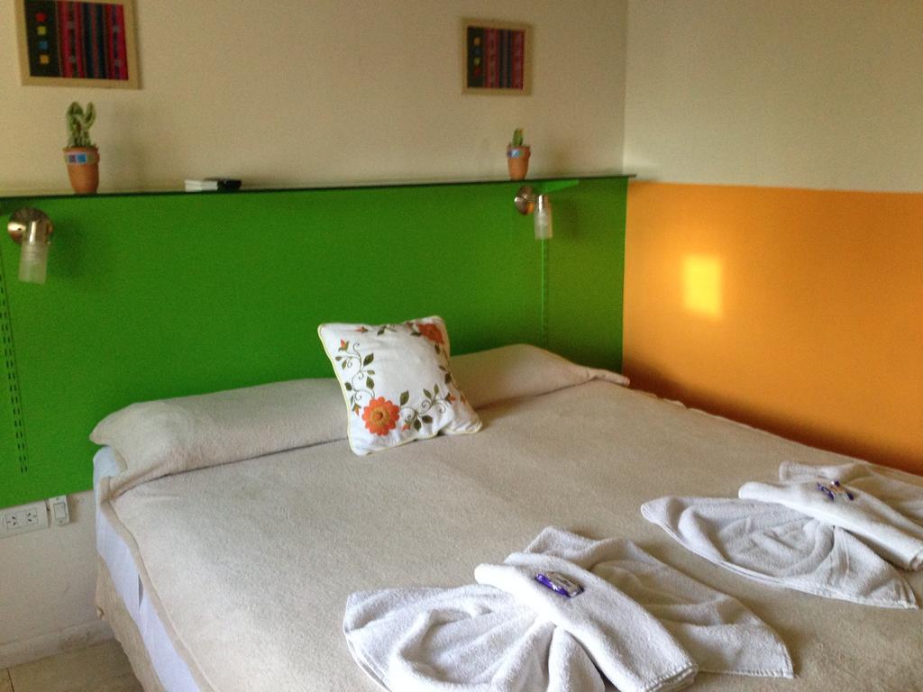 La Posada del Parque Salta Habitación foto